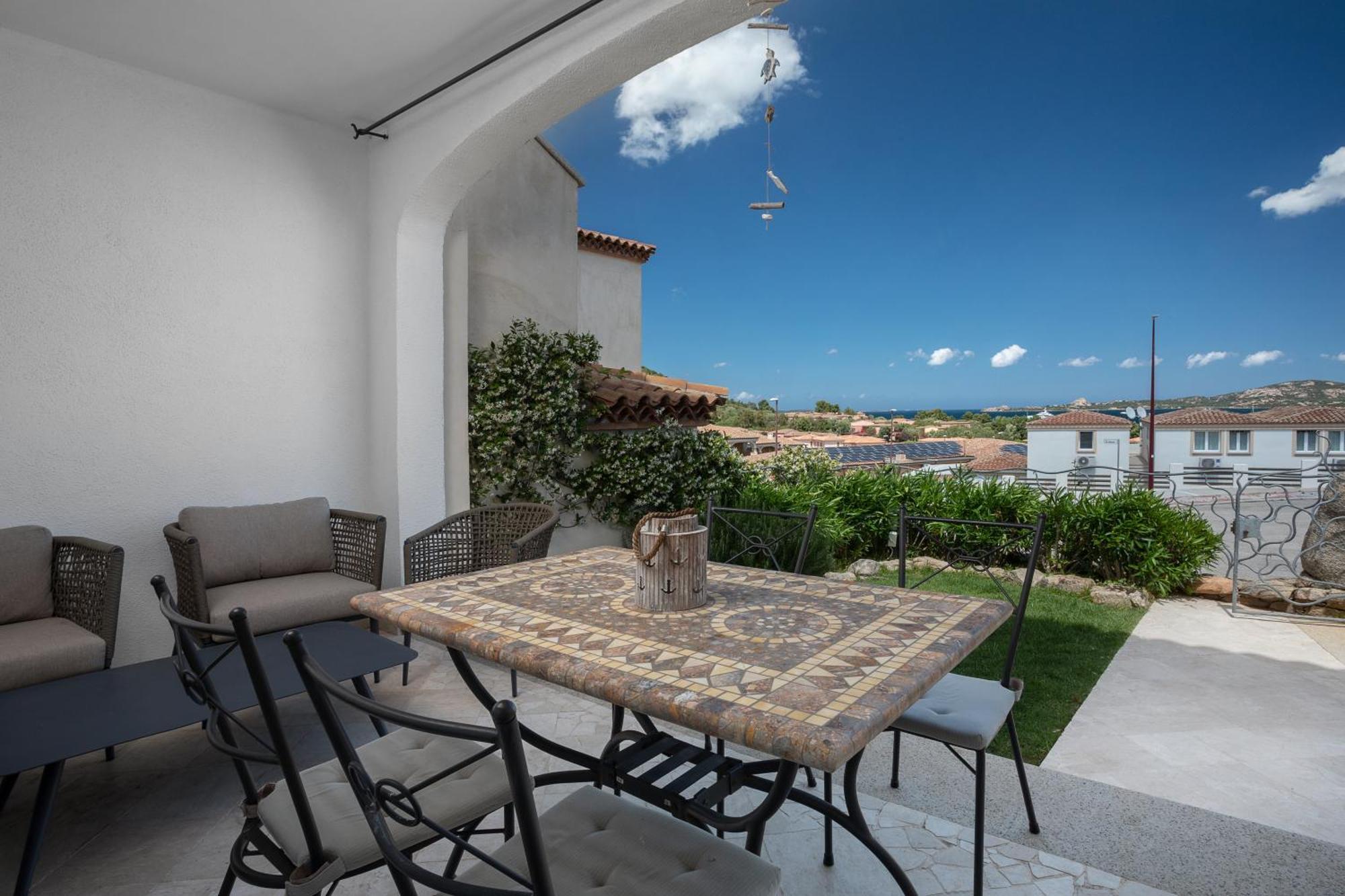 Le Maree Apartments Cannigione Exterior photo