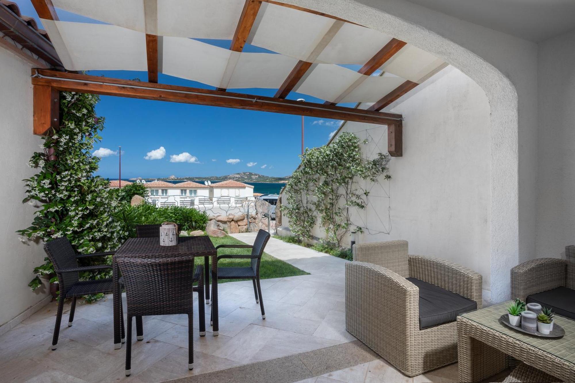 Le Maree Apartments Cannigione Exterior photo