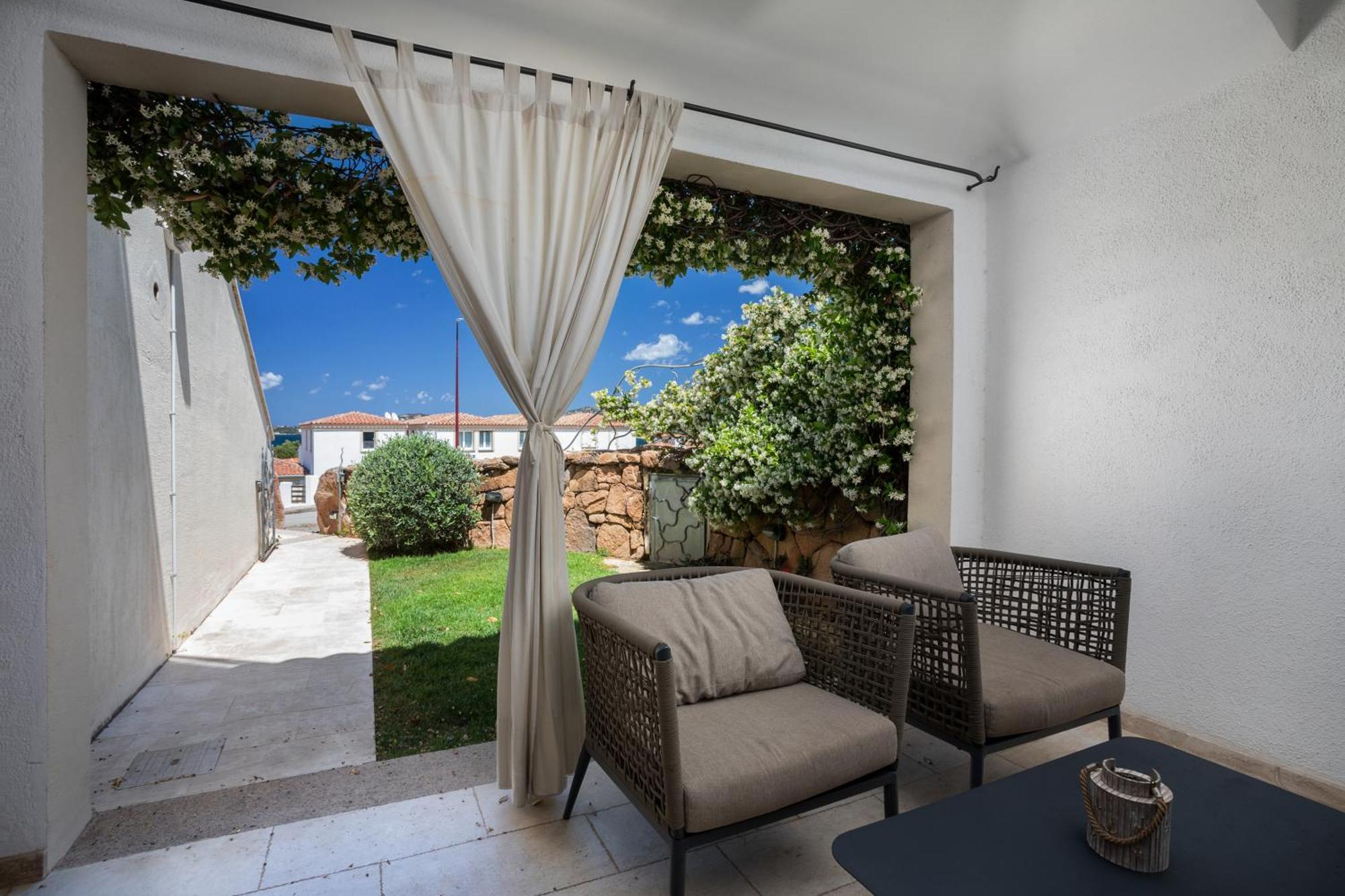 Le Maree Apartments Cannigione Exterior photo
