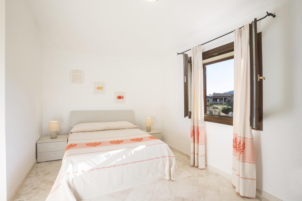 Le Maree Apartments Cannigione Exterior photo